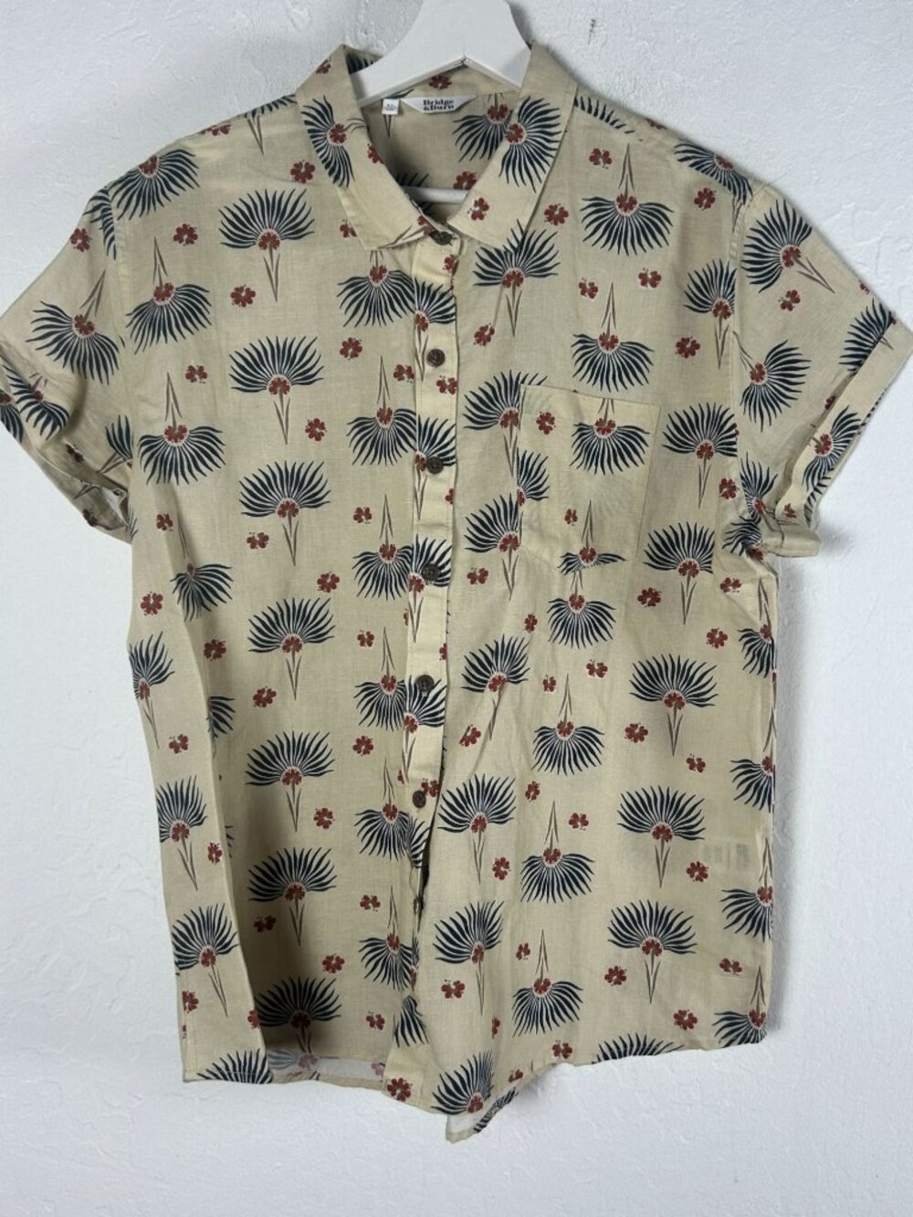 Bridge & Burn Womens Beige Palm Print Linen Blend Button-Up Shirt XL Casual NWOT